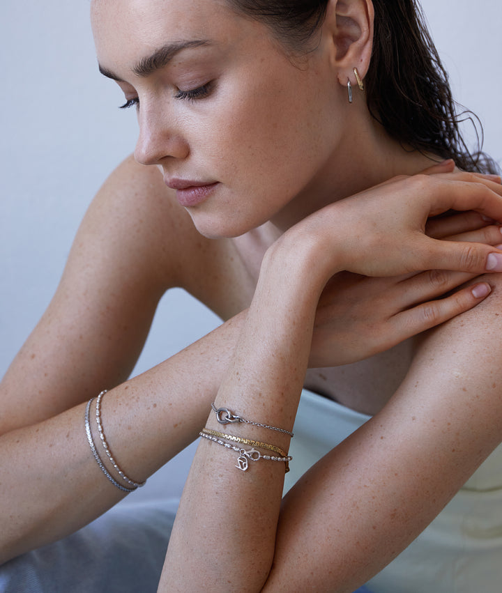 The Sleek Armband in Silber